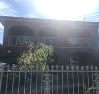 Katie's Antique House - Hotel Gold Coast