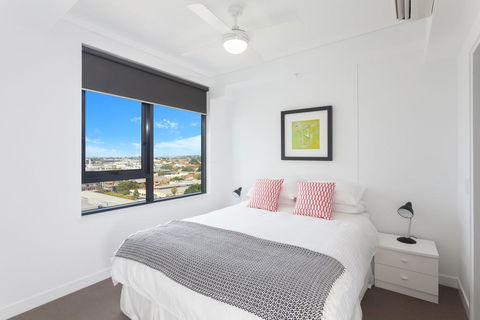 Keeping Cool On Connor - Executive 2BR Fortitude Valley Apartment With Pool And Views - Hotel Gold Coast 3