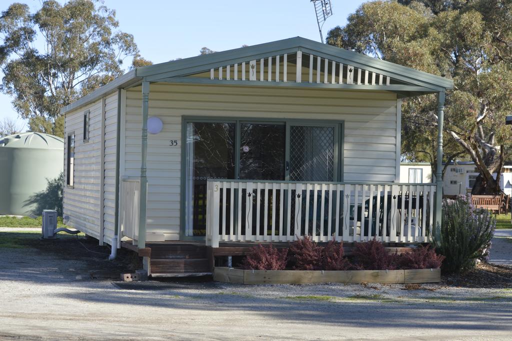 Appin South VIC Hotel Gold Coast