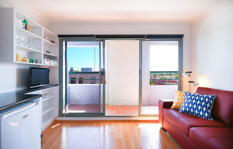 King Location - Life At Your Door - Hotel Gold Coast 2