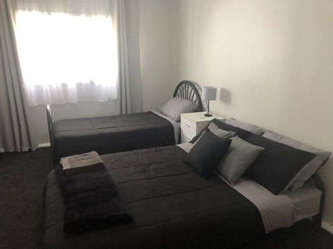 King Of The Cross - Work, Holiday Or Stop Overs - Hotel Gold Coast 3