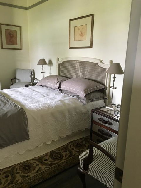 Kings Cottage Uralla - Hotel Gold Coast 3