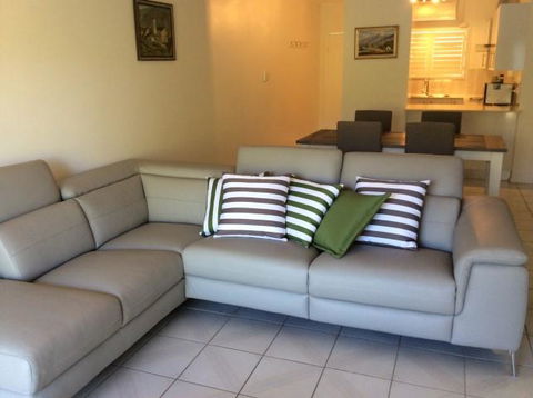 Kirrama 3 - Hotel Gold Coast 0