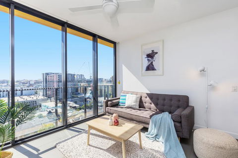 KOZYGURU FORTITUDE VALLEY AMAZING VIEW 2BED APT + FREE PARKING QFV010 - Hotel Gold Coast 0