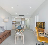 KOZYGURU PARRAMATTA CBD LUXURY 2 BED APT  FREE PARKING NPA011 - Hotel Gold Coast