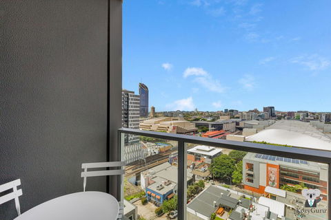 KOZYGURU South Brisbane Kozy Home Feel 1 Bed Free Parking - Hotel Gold Coast 1
