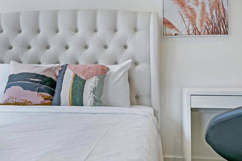 KOZYGURU ZETLAND COSY 3 BEDROOM APT EAST VILLAGE NZE906-1413 - Hotel Gold Coast 1