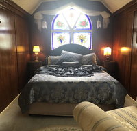 Krinklewood Cottage  Train Carriages - Hotel Gold Coast