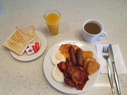 Lake Jindabyne Hotel - Hotel Gold Coast 1