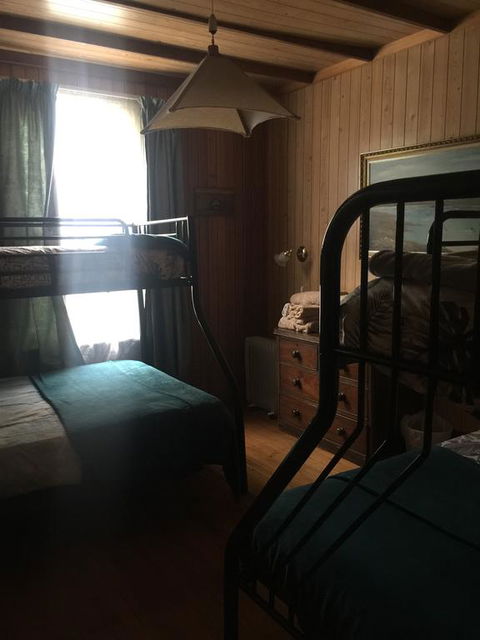 Lake Leake Inn - Hotel Gold Coast 3