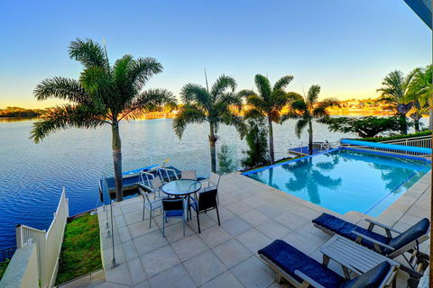 Lakehouse Family Oasis By Getastay - Hotel Gold Coast 1