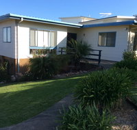 Lakes Entrance Views - Hotel Gold Coast