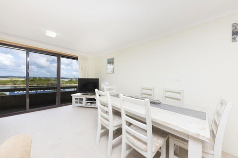 Lakeshore Lodge Unit 11 - Hotel Gold Coast 3