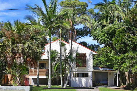 Lakeside Beach House - Hostie Properties - Hotel Gold Coast 1