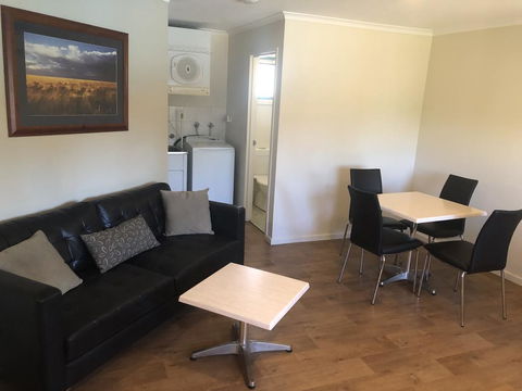 Latitude20 Karratha Apartments - Hotel Gold Coast 1