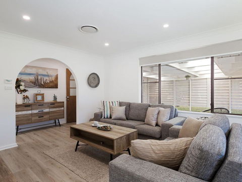 Le Maison, 77 Horace St - Stunning House With Ducted Air, WIFI And Linen Provided - Hotel Gold Coast 0
