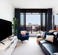Luxe Apartment Five Minutes From Airport and City - Hotel Gold Coast