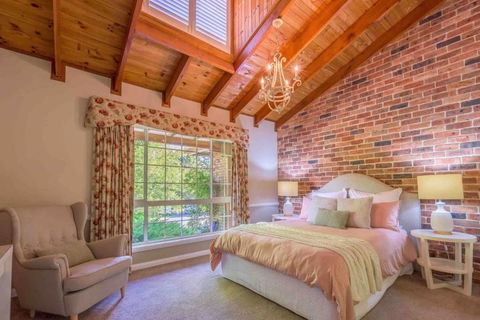 Luxurious Home On 5 Acres, Close To CBD - Sleeps 18 - Hotel Gold Coast 2