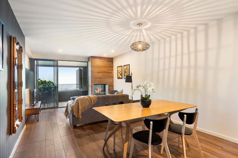Luxury Hinterland Retreat - Family Suite With Hinterland And Ocean Views - Hotel Gold Coast 3