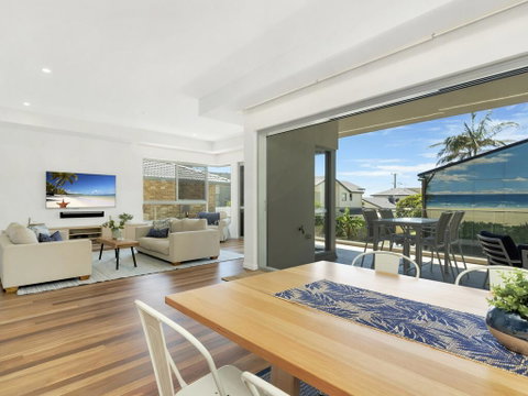 Luxury On Currumbin Beach - Hotel Gold Coast 0