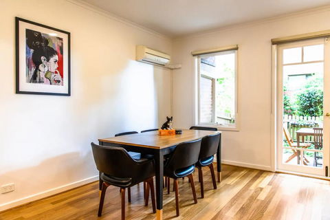 Luxury Spacious 2 Bedroom Fitzroy Apartment - Hotel Gold Coast 2