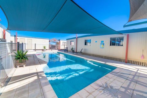 Mackerel Islands - Hotel Gold Coast 3