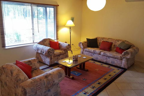 Magic Bush Hideaway 2 Azalea Court - Hotel Gold Coast 3