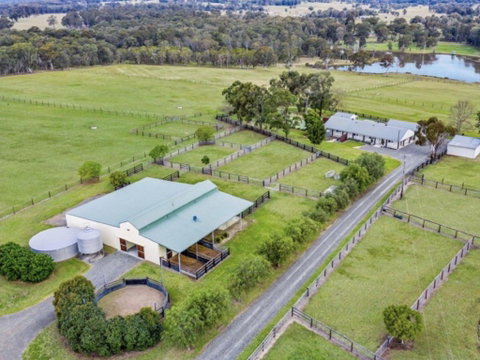 Malolo Park Farmstay In The Watagans - Serenity - Hotel Gold Coast 2