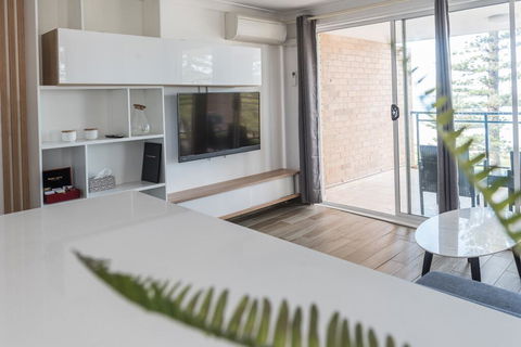 Manly Beachfront Apartment - Hotel Gold Coast 0