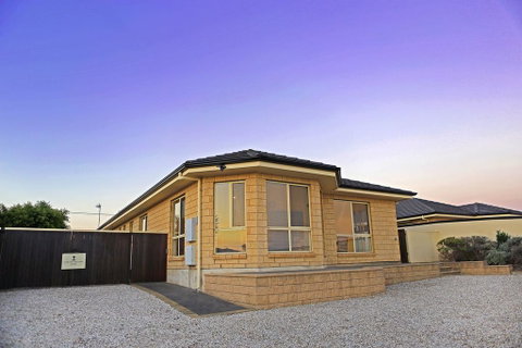 Marina Holiday Home - Hotel Gold Coast 0