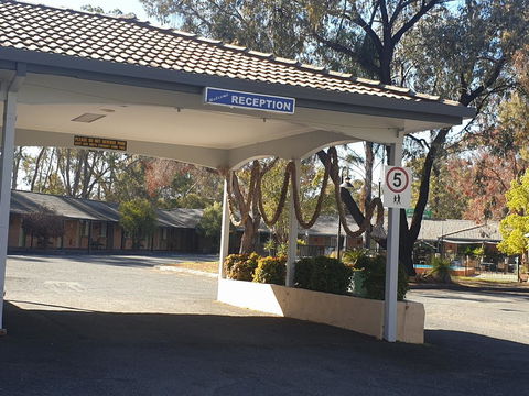Matthew Flinders Motor Inn - Hotel Gold Coast 1