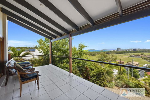 Mcauleys Beach House - Hotel Gold Coast 1