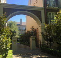 MCG Rod Laver City - Best Location in Melbourne - Hotel Gold Coast