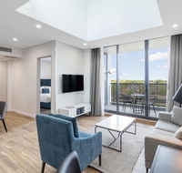 Meriton Suites Coward Street Mascot - Hotel Gold Coast