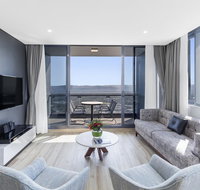 Meriton Suites Southport - Hotel Gold Coast