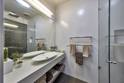 Mews Cottages - Hotel Gold Coast 3