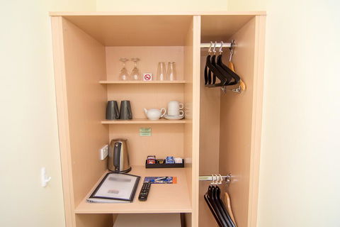 Miami Hotel Melbourne - Hotel Gold Coast 2