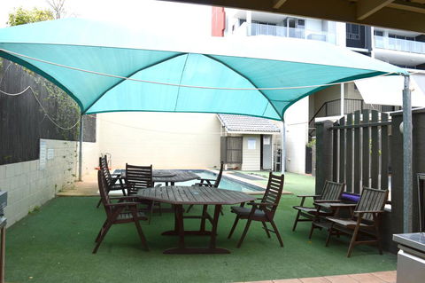 Mid City Motor Inn - Hotel Gold Coast 2