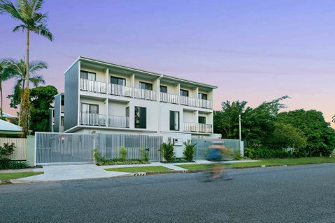 MiHaven Student Living - Student Accommodation - Hotel Gold Coast 0