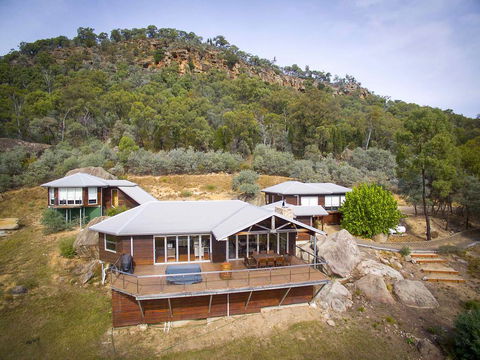 Milbrodale Lodge - Hotel Gold Coast 2