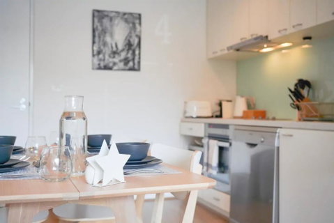 Modern 2 Bedroom Apartment Close To Beach And City - Hotel Gold Coast 1