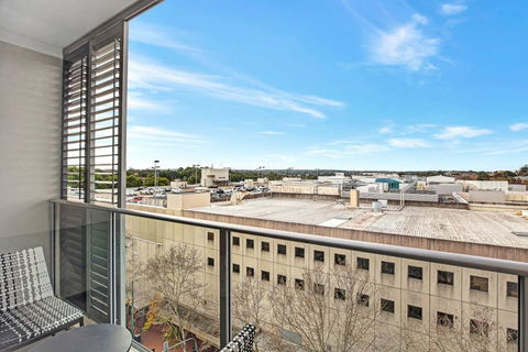 Modern Studio Apartment In Chatswood - Hotel Gold Coast 3