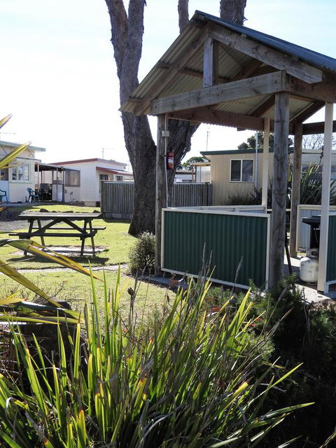 Moomba Holiday And Caravan Park - Hotel Gold Coast 3