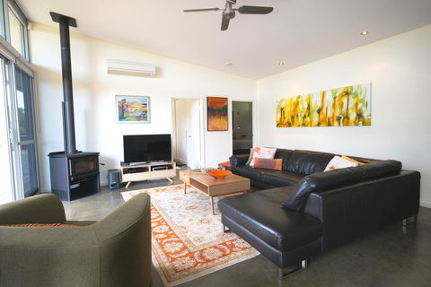 Moriarty Studio - Chic Couples Retreat - Hotel Gold Coast 3