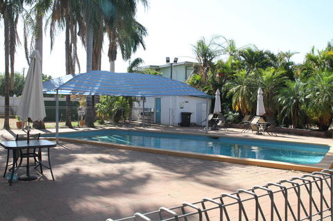 Mt Isa Irish Club Accommodation - Hotel Gold Coast 0
