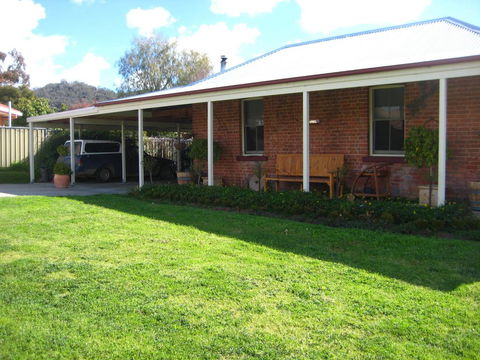 Mudgee Bed And Breakfast - Hotel Gold Coast 2