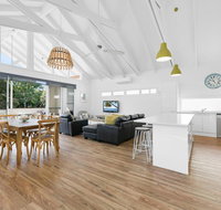 Mudjimba Island Beach House - Hotel Gold Coast