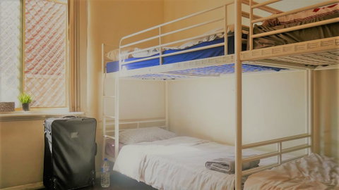 MyOZexp Palmerston Lodge - Hotel Gold Coast 3