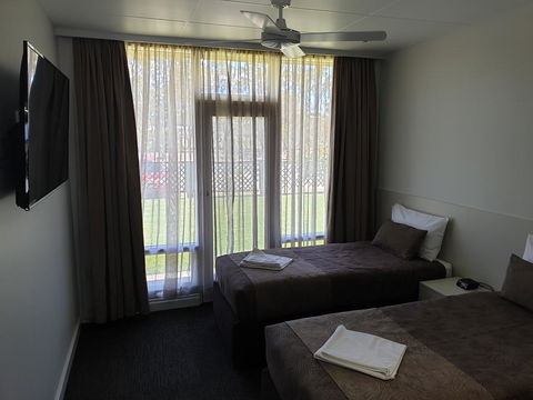 Naracoorte Hotel Motel - Hotel Gold Coast 3