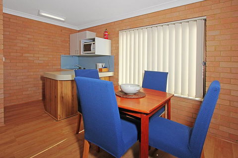 NARRAWALLEE RETREAT - Hotel Gold Coast 3